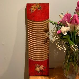 ✨ Hand painted Vintage washboard ✨.